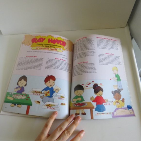 The MAILBOX MAGAZINE COLLECTION #5 - Mailbox April + 6 issues - Picture 4 of 16